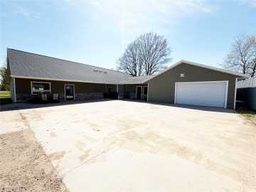 New Auburn, WI: 359 W Elm Street