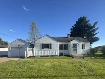 Eau Claire, WI: 2725 Crescent Avenue