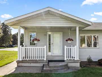 Chetek, WI: 121 Brayton Street