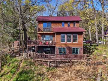 Colfax, WI: E6052 852nd Avenue