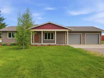 Black River Falls, WI: 4504 N County Road X 