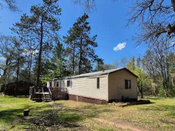 Hayward, WI: N9505 Wild River Drive