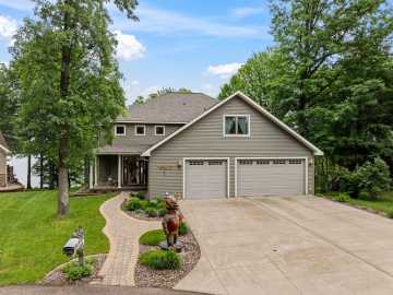Rice Lake, WI: 1114 Heart Island Parkway