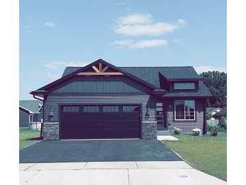 Chippewa Falls, WI: 1283 Carli Court