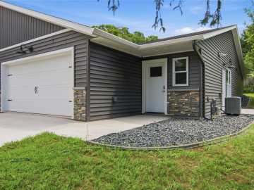 Eau Claire, WI: 1321 Carpenter Avenue