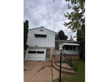 Eau Claire, WI: 2917 6th Street