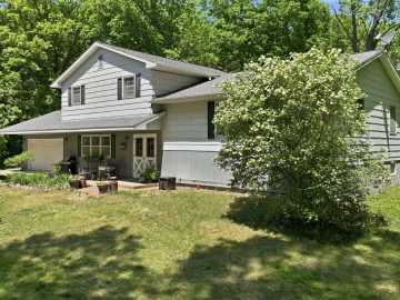 Chetek, WI: 2952 8th Avenue