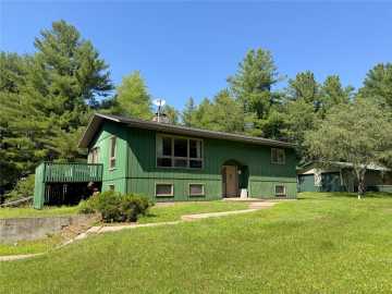 New Auburn, WI: 15579 304th Avenue