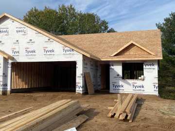 Chippewa Falls, WI: 2044 Willow Bluff Road