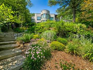 Hayward, WI: 8766 W Elephant Rock Road