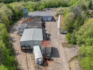 Menominee, WI: N2601 State Highway 25 