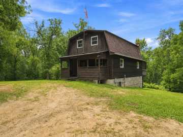 Hudson, WI: 1174 Mckinley Drive