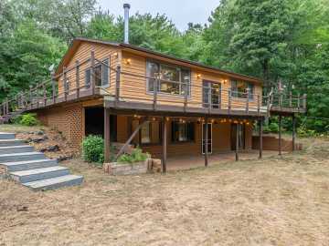 Solon Springs, WI: 11784S Heidtke Drive 