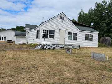 Spooner, WI: 5886 W County Highway A 