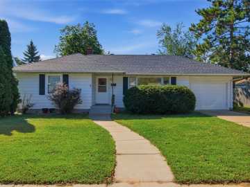 Eau Claire, WI: 1613 Main Street