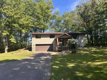 Hayward, WI: 11352 N Sunset Circle