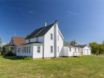 Ladysmith, WI: 618 Miner W Avenue