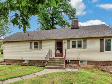 Cornell, WI: 201 S 2nd Street