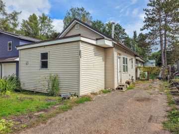 Granton, WI: 324 S Main Street