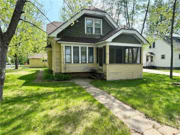 Rice Lake, WI: 203 Reuter Avenue