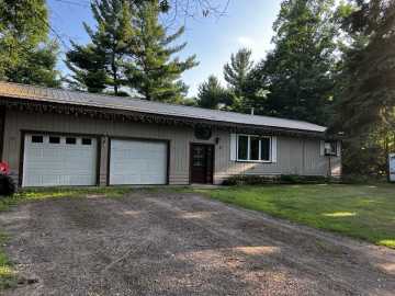 Minong, WI: 215 W 7th Avenue