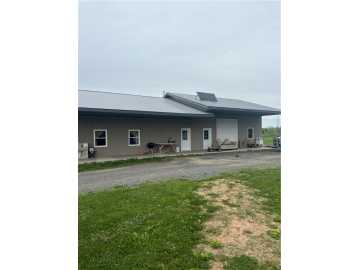 Lublin, WI: 14518 State Highway 73