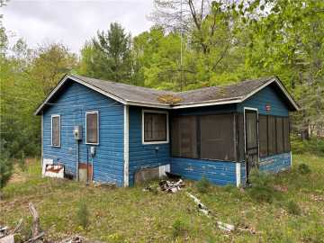 Webster, WI: 3140 Oak Lake Rd