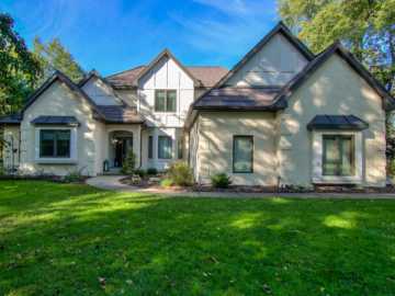 Eau Claire, WI: 5840 Wild Rose Lane