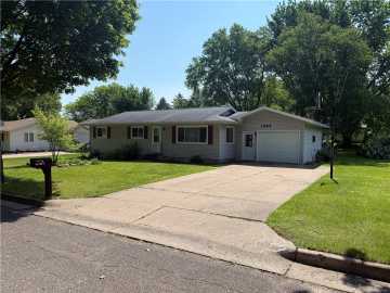Bloomer, WI: 1434 York Street