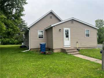 Rice Lake, WI: 24 W Slocumb Street