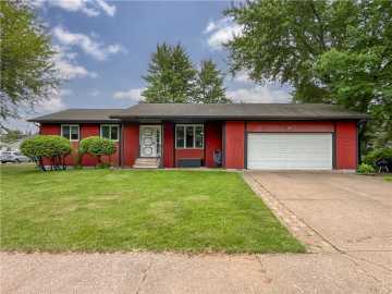 Eau Claire, WI: 2105 Sunray Circle