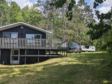 Winter, WI: 4735 N Lake Winter Road