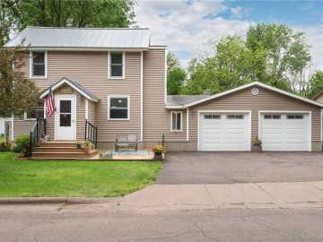 Chippewa Falls, WI: 608 N Grove Street