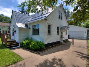 Chippewa Falls, WI: 407 Dwight Street