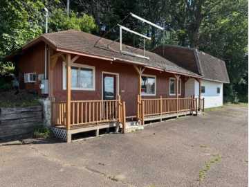 Chippewa Falls, WI: 1 W Park Avenue