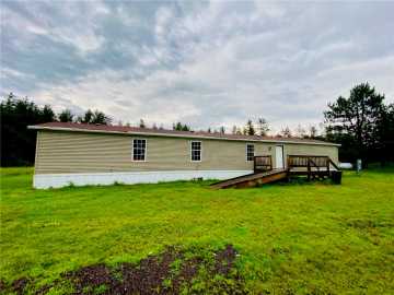 Gordon, WI: 12853 E Mail Road