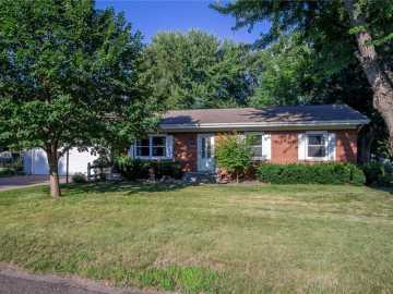 Chippewa Falls, WI: 1213 Fox Run Drive