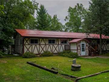 Hayward, WI: 12480 N Morgan Road