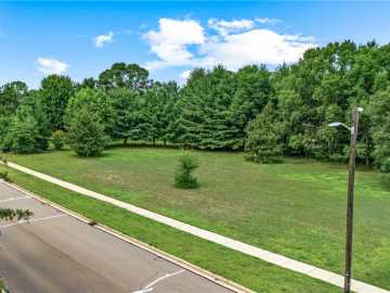 Eau Claire, WI: 960 Grover Road