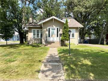 Rice Lake, WI: 619 W Marshall Street