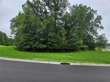Boyceville, WI: 1442 Sykora Lane