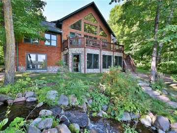 Sarona, WI: W2325 Belvidere Road