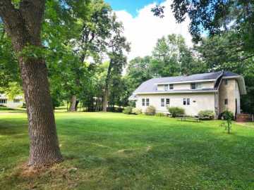 Frederic, WI: 202 2nd N Avenue