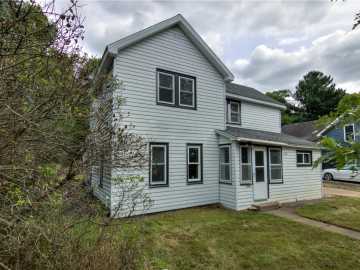 Eau Claire, WI: 1105 Dodge Street
