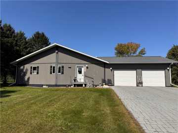 Barron, WI: 261 Rolling Oaks Drive