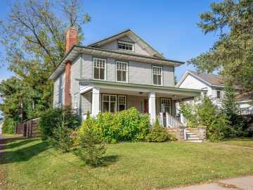 Cadott, WI: 212 W Ginty Street
