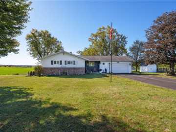 Osseo, WI: 15155 E RYDER RD