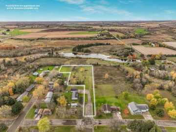 Almena, WI: 303 Portland W Avenue