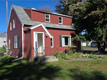 Barron, WI: 209 W Euclid Avenue