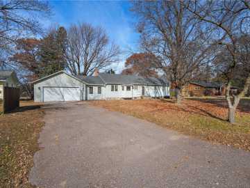 Eau Claire, WI: 3244 Fern Court